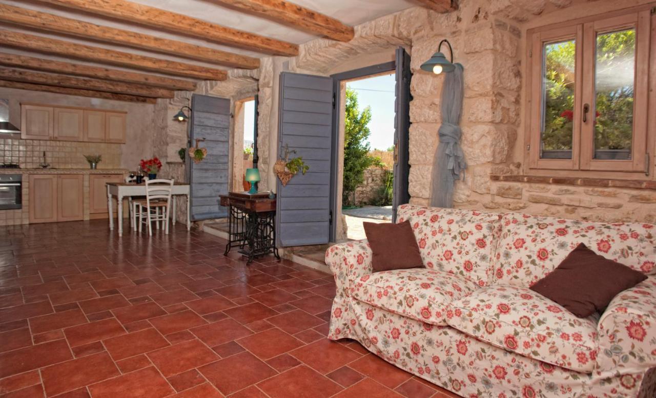 Villa Lauriana Diminići Exteriör bild