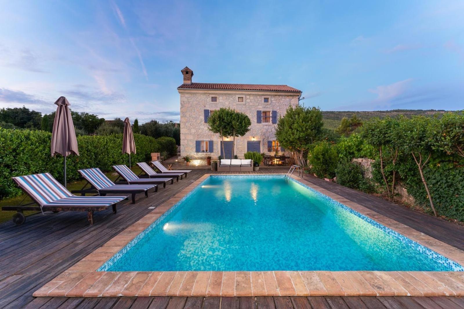 Villa Lauriana Diminići Exteriör bild